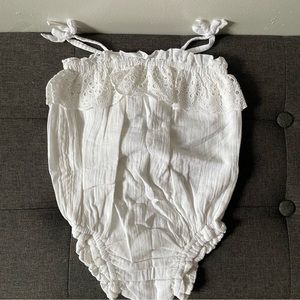 Baby Gap White Eyelet Ruffle Romper 12-18 months